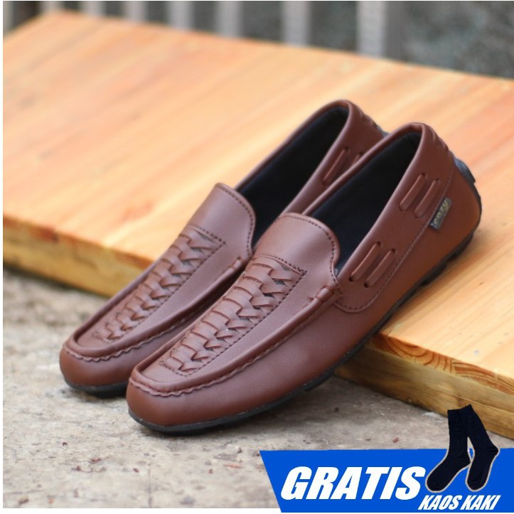 Sepatu Slip On Pria Kasual TERBARU Cozy Morizt Formal pria