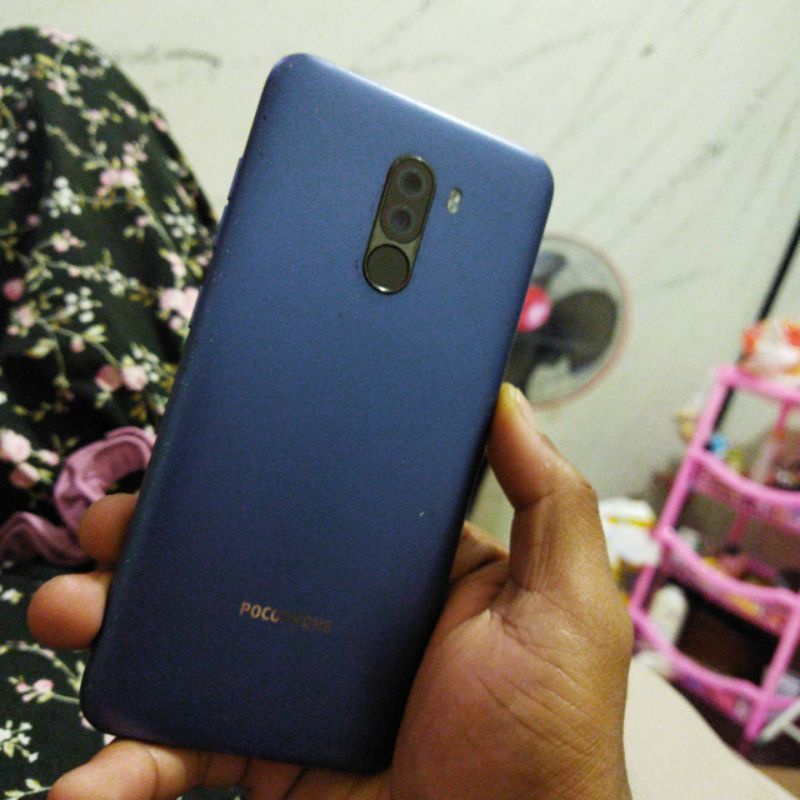 pocophone f1 matot