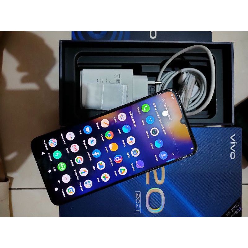 VIVO V20 2021