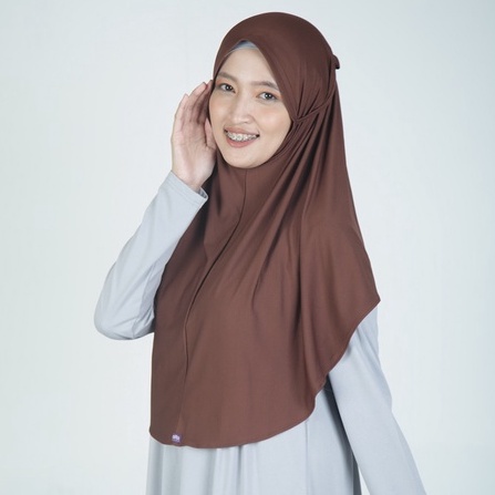 Jilbab instan Bergo Zaria Sabelya-Coklat