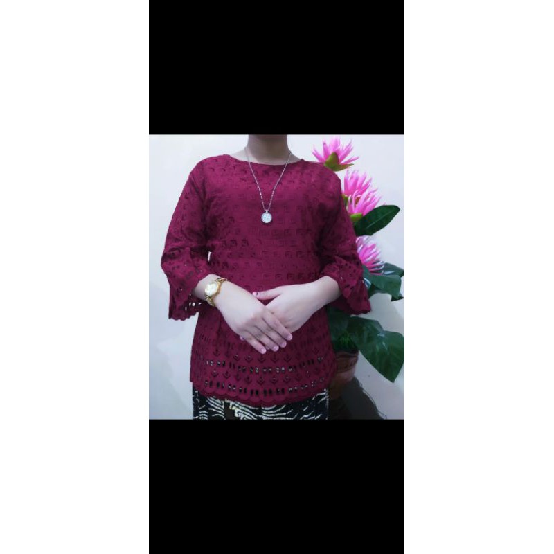BLOUSE KATUN BOLONG