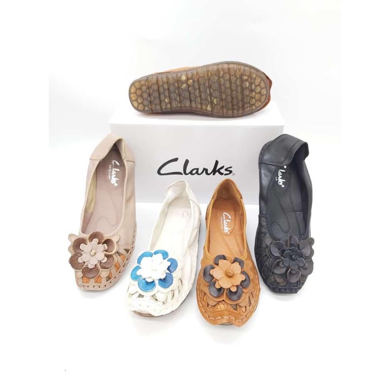 Sepatu flat Clarks bunga Jasmine Bergenia flower flat 7721 / 858 / 189-1