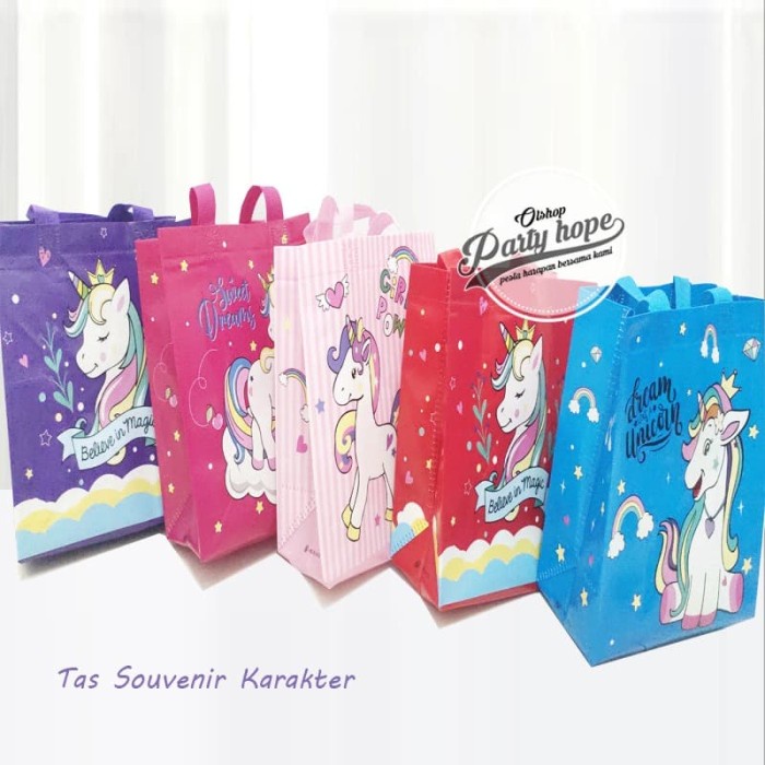 

TERLARIS Tas Souvenir Ulang Tahun / Goodie Bag HBD / Tas Ulang Tahun Unicorn -S