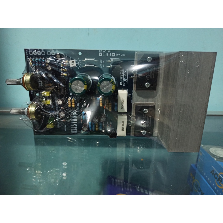 SUBWOOFER AKTIF KIT Audio Profesional BOMBASTER 200W SANKEN