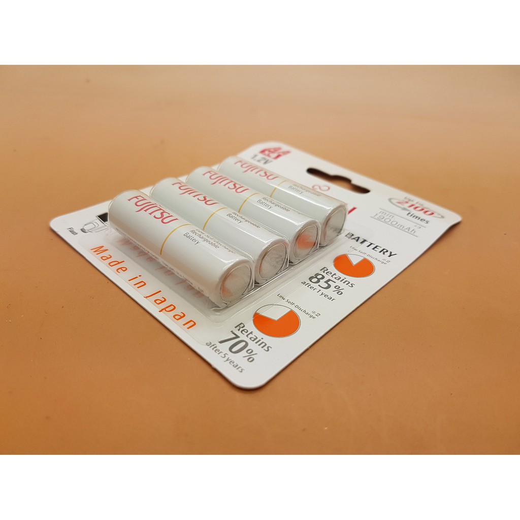 Baterai / Battery Fujitsu PUTIH 4 Pcs AA 1900mAh (Made In Japan)