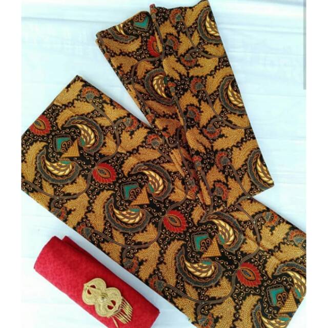 Bahan batik murahdan embos  kain jarik batik sogan motif madura dasar baju batik murah pekalongan