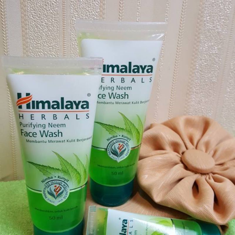 Himalaya Purifying Neem Facial Wash