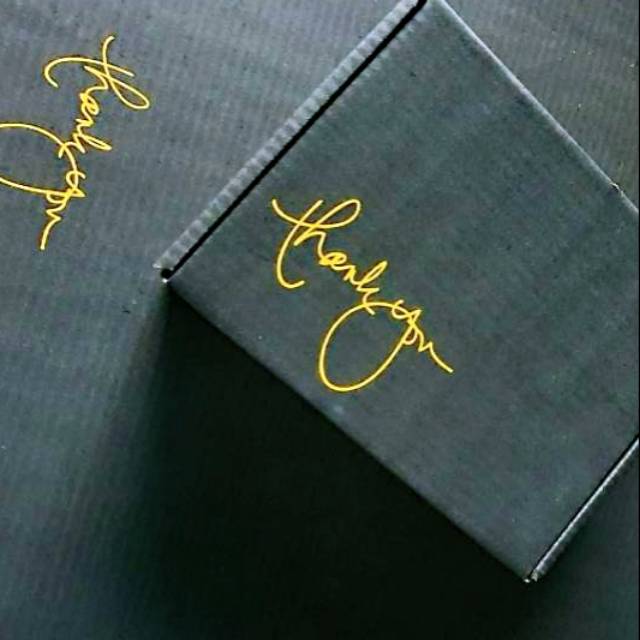 

Box Hampers / Box souvenir / Gift box 24x19x8