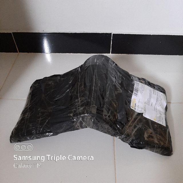 Hanger Kayu Palang Hitam