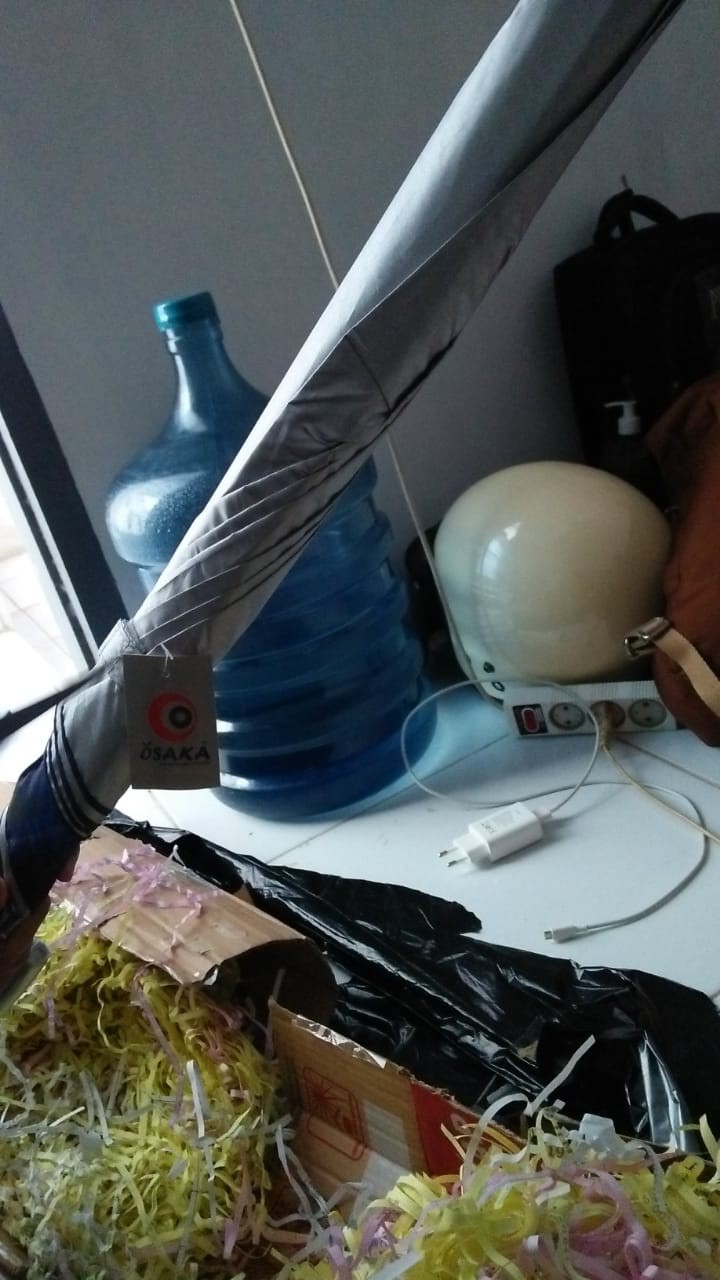 Payung Silver  Kotak 403 .