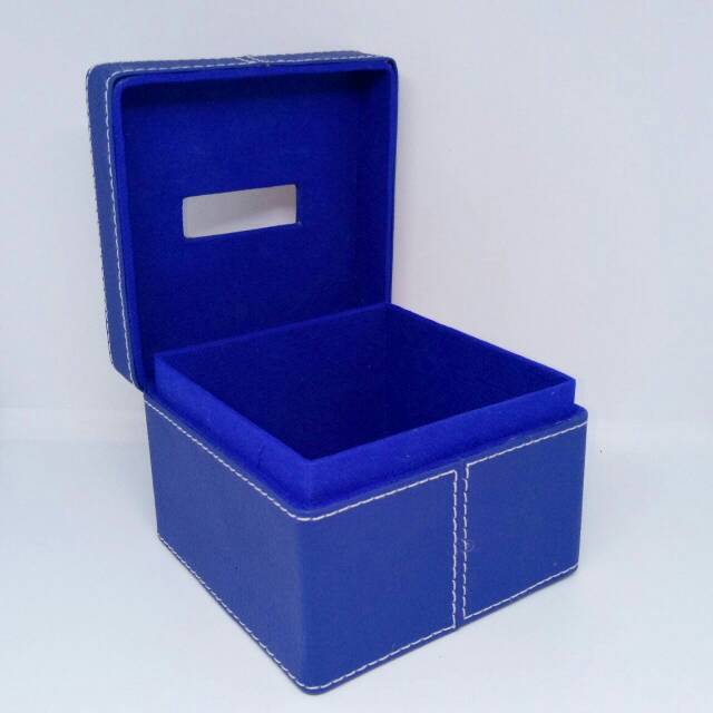 Kotak Tisue Vinil Kubus Biru / Souvenir