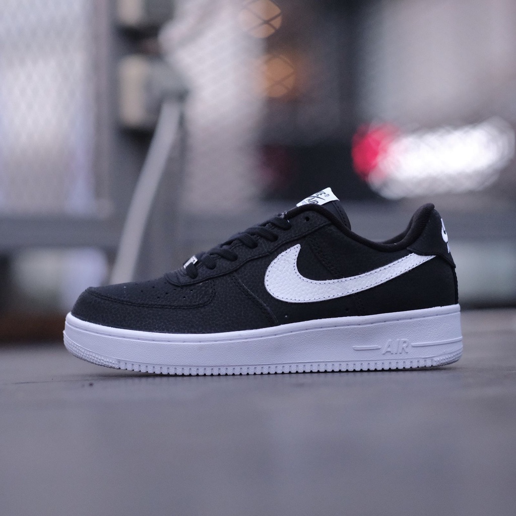 NIKE AIR FORCE 1 LOW BLACK WHITE