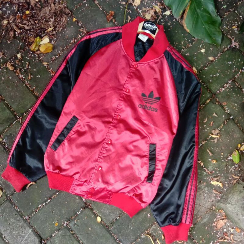 Varsity Adidas Vintage