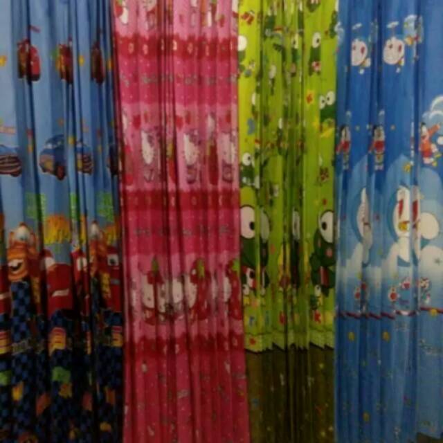 Gordeng jendela karakter