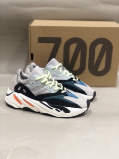 Sepatu Adidas Yeezy 700 Wave Runner Size 40-45 Premium