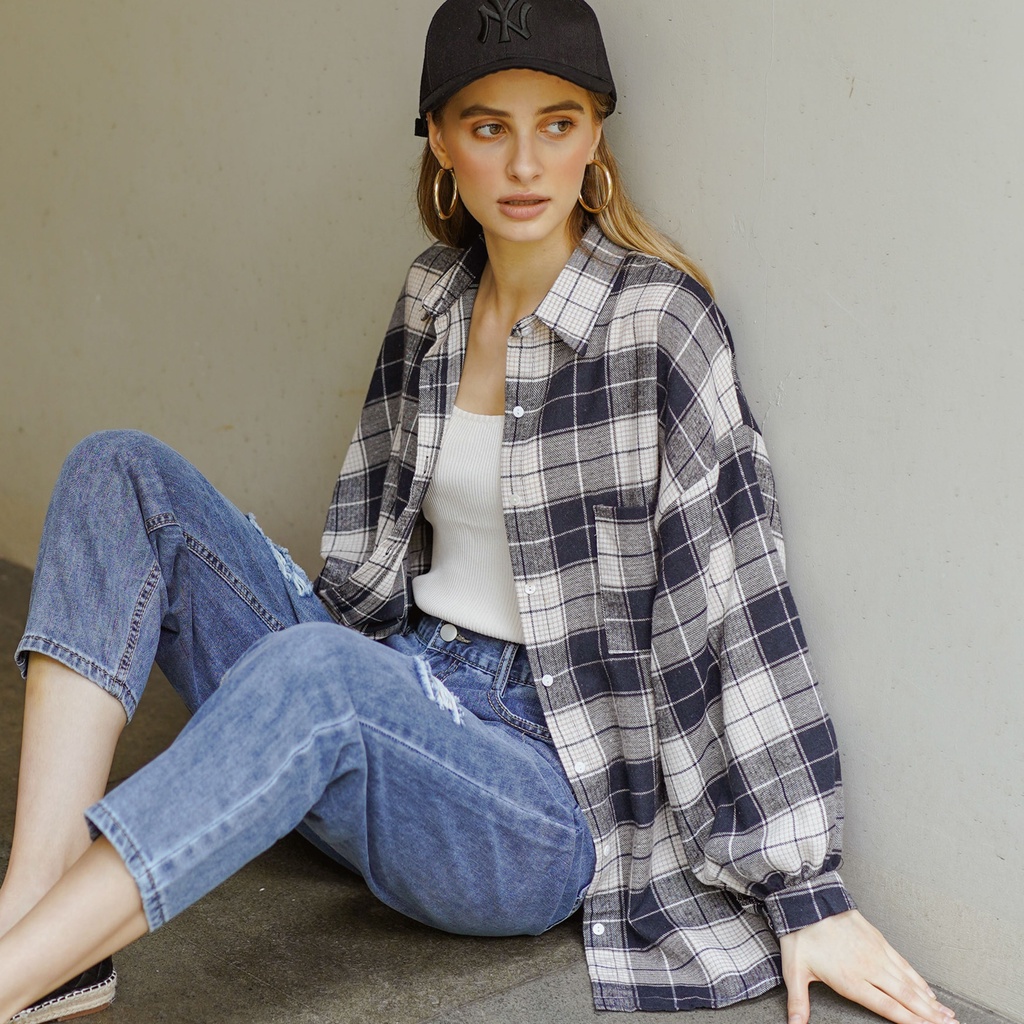 This Is April – Kemeja Wanita Ellen Top Cream – 181100-1