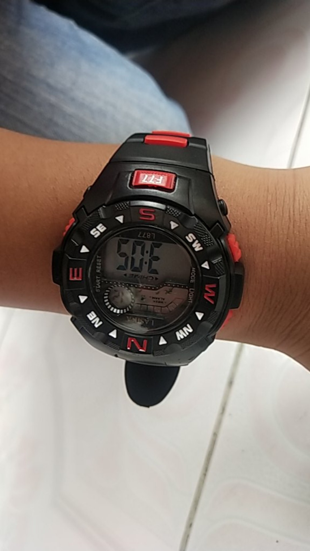 lasika digital watch