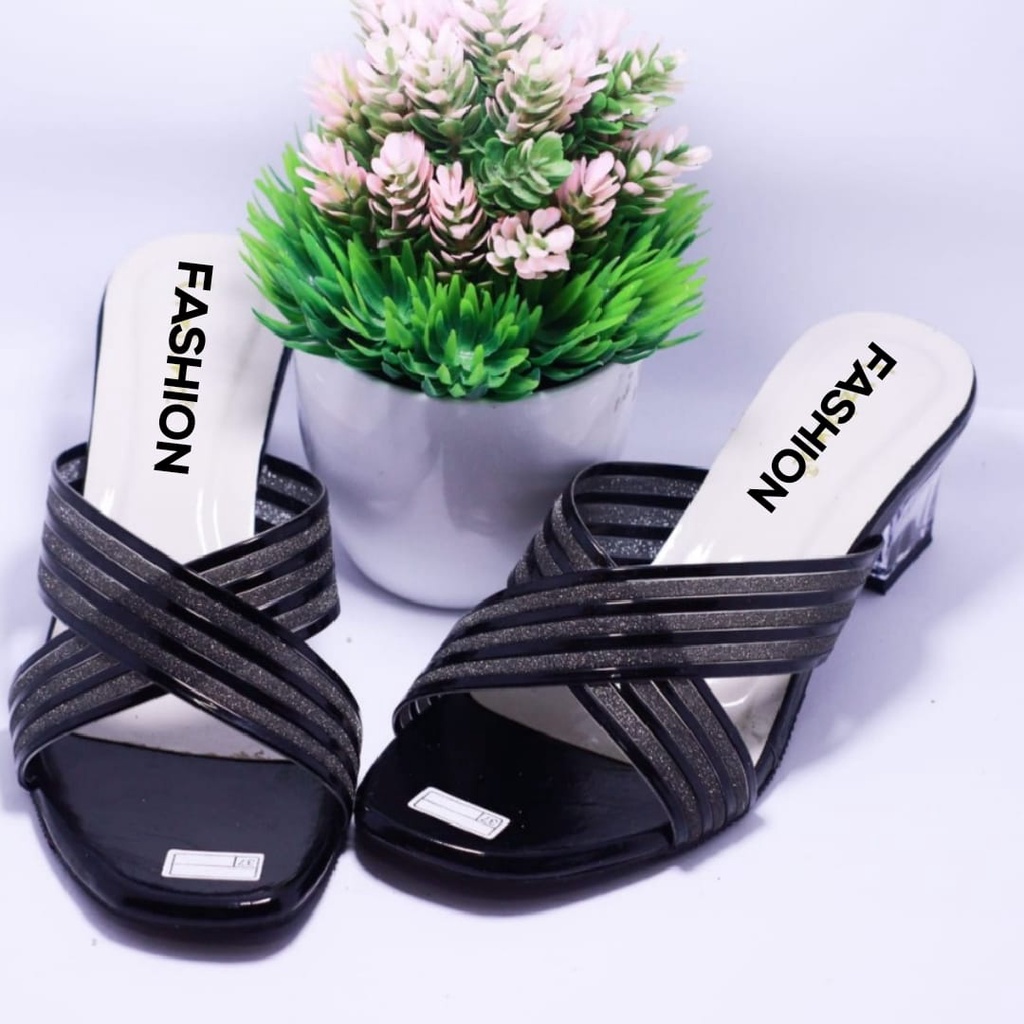 Sandal Wanita Hak Kaca 5CM
