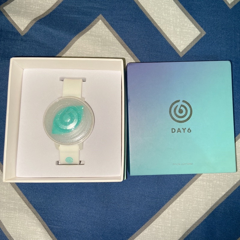 DAY6 Official Lightband Ver 1 (lightstick)