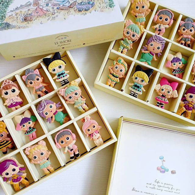 

LOL surprise macaron(box of 12, mix character)
