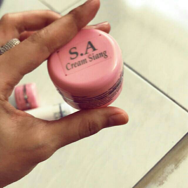 Cream siang sa