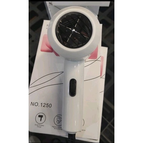 HAIRDRYER HAIR STYLIST MODEL M8881 PUTIH