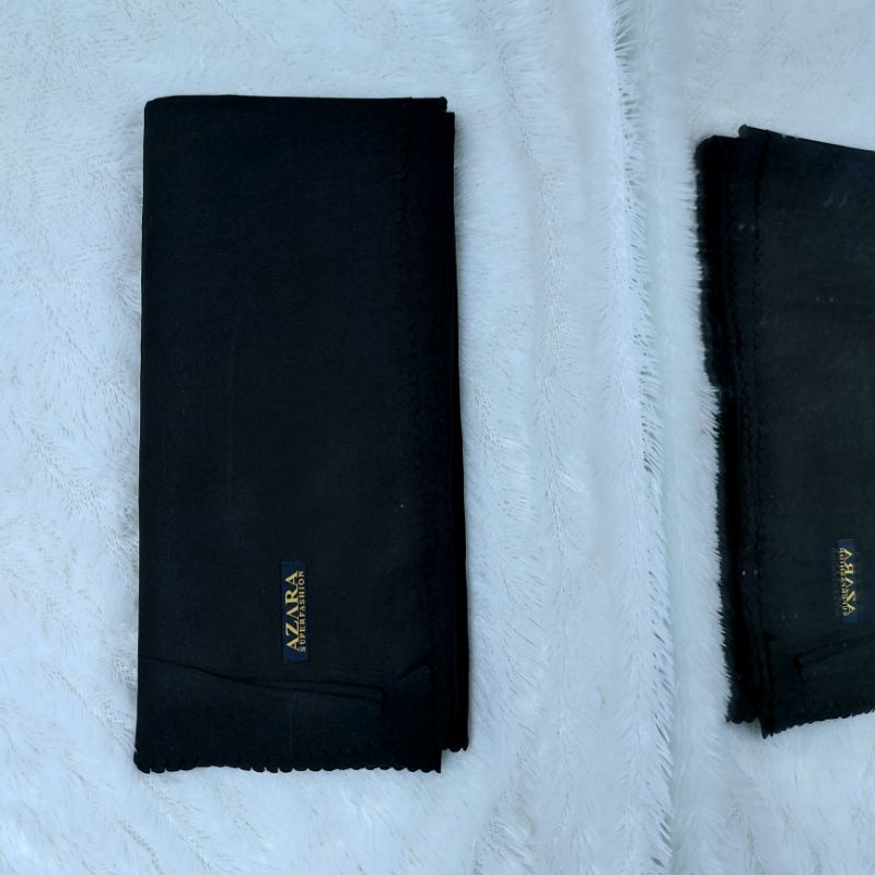 HIJAB SEGIEMPAT AZARA OSKARA-Hitam