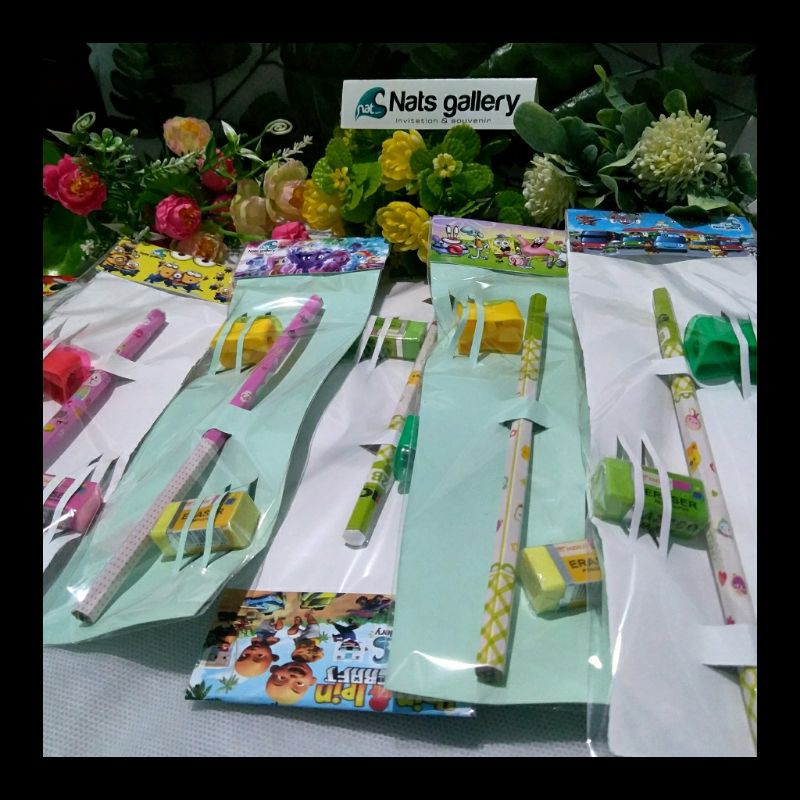 

NATS - SET PENSIL isi 3 pcs