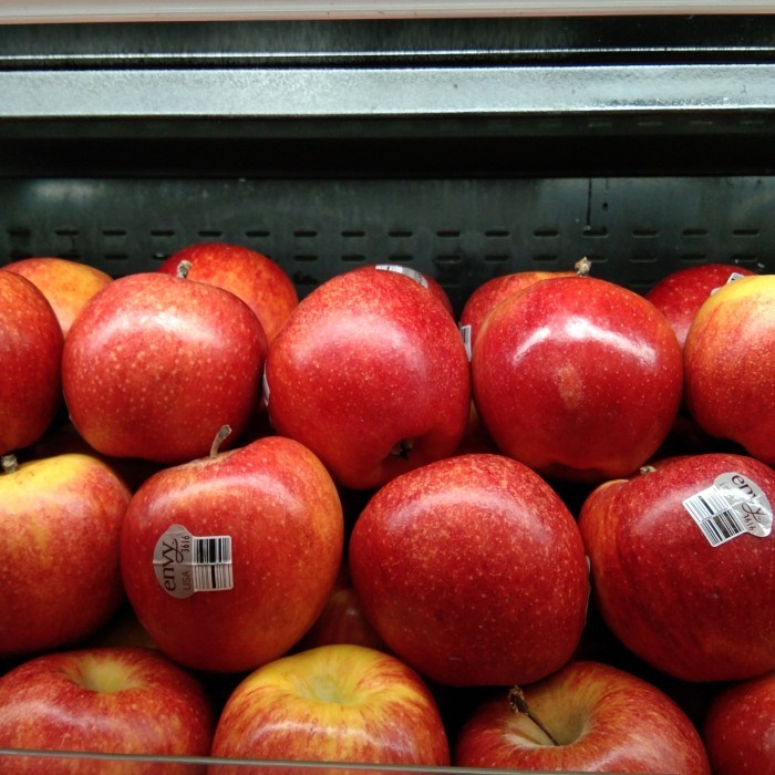 

BUAH APEL ENVY ENZA SEDANG (0,9-1 KG) - APPLE FRUIT