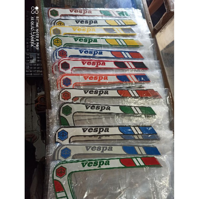 stiker body vespa model arit (pilih urutan dari atas)