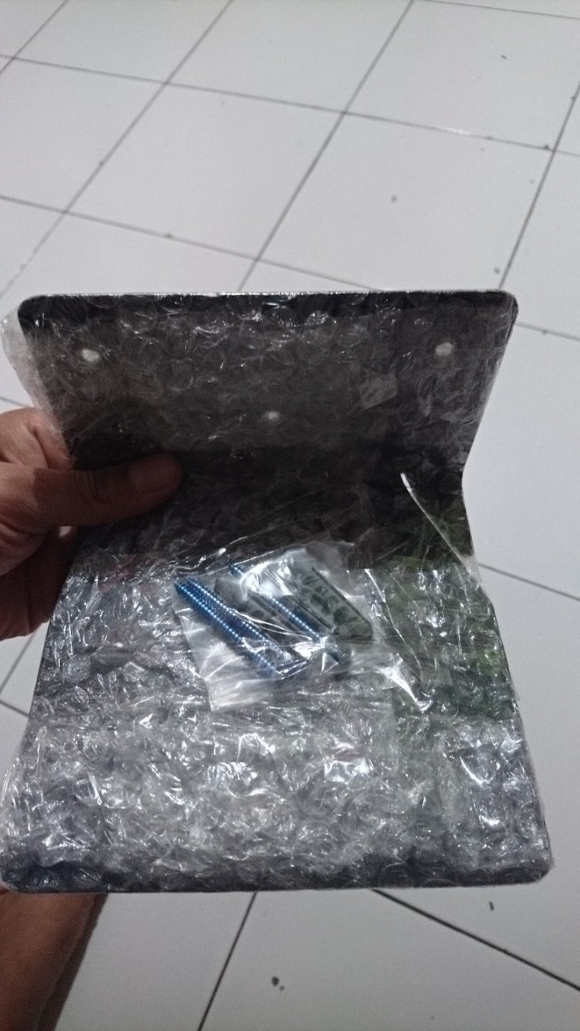 Rak Dinding,minimalis,gantung,rak Buku Melayang,rak Gantung,rak Buku Ajaib,rak Buku Tak Kelihatan.