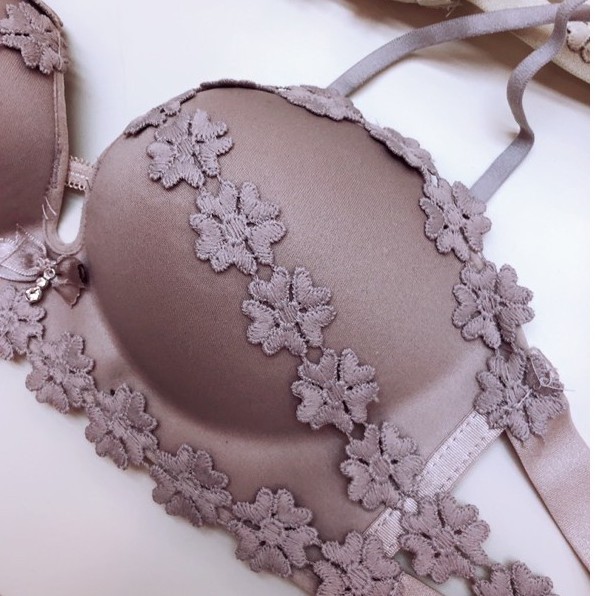 BRA FASHION (K-F38) PAKAIAN DALAM WANITA BAHAN BUNGA TIMBUL