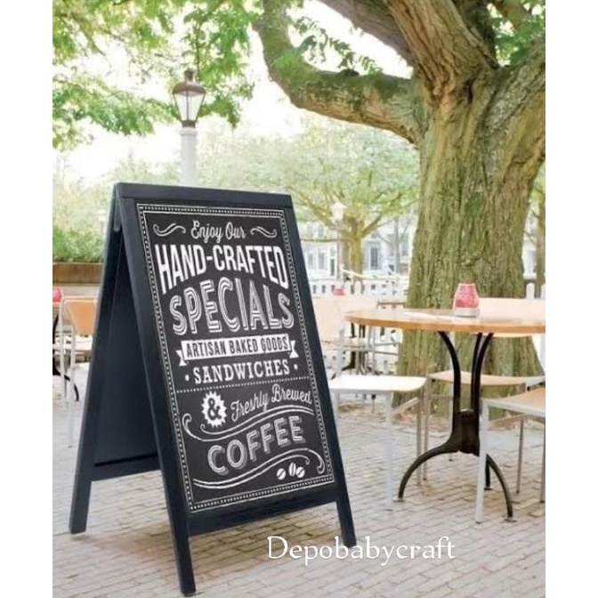

Papan Tulis Kapur Papan menu 2 muka 50 x 80 kaki 10