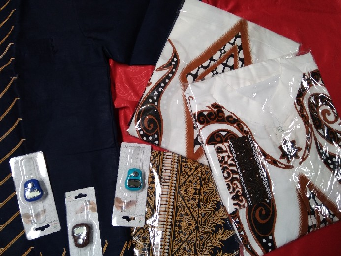 Batik Solo Setelan Sarung Kemeja Koko (free Gift)