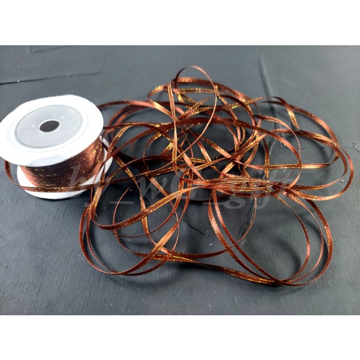 

Pita Satin List Emas; Lebar 1/8 Inch ( 3 mm); Panjang 80 yard - HL 36