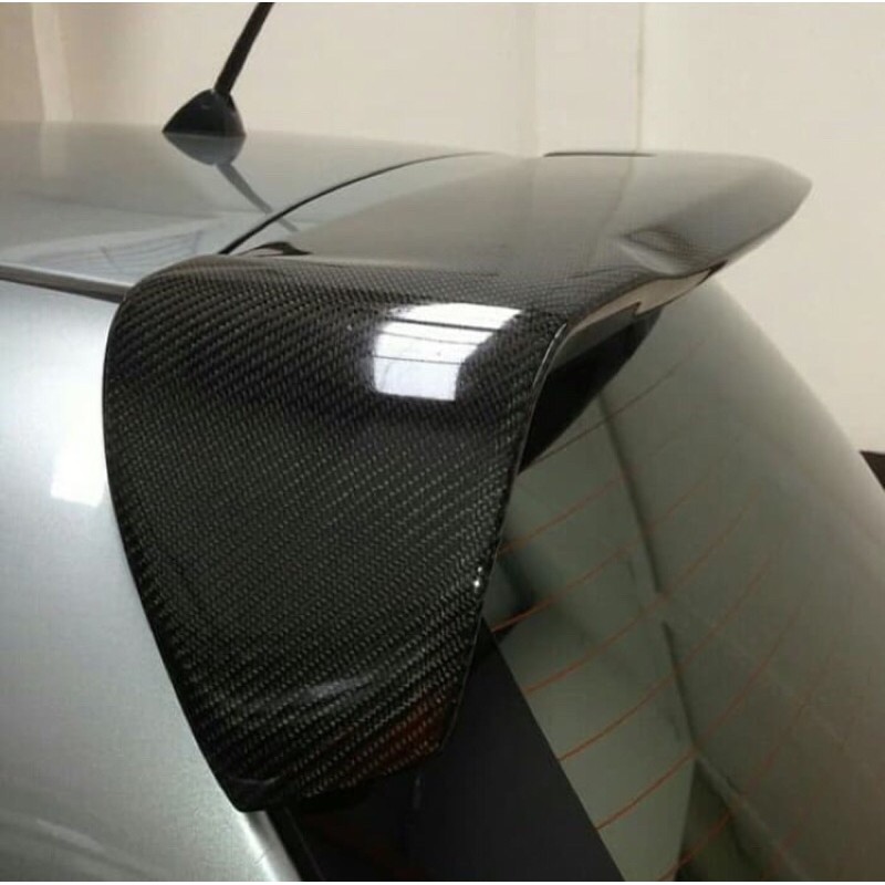 spoiler TRD yaris lama carbon kevlar