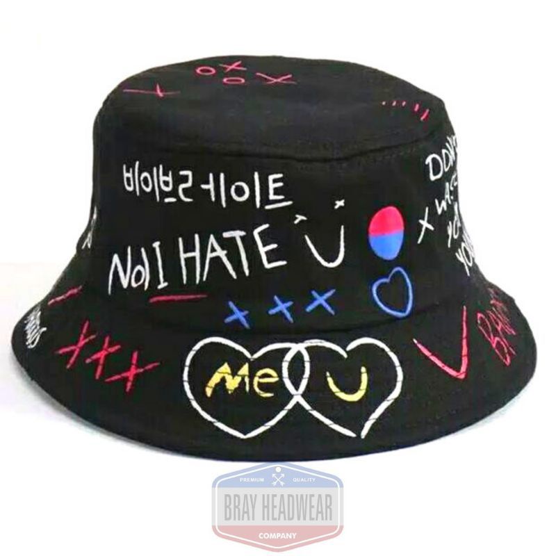 Topi bucket motif KPop timbal balik