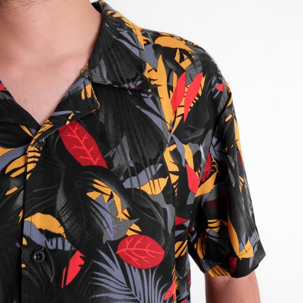 Kemeja Pria Motif Daun Bunga Lengan Pendek Kasual Original Distro