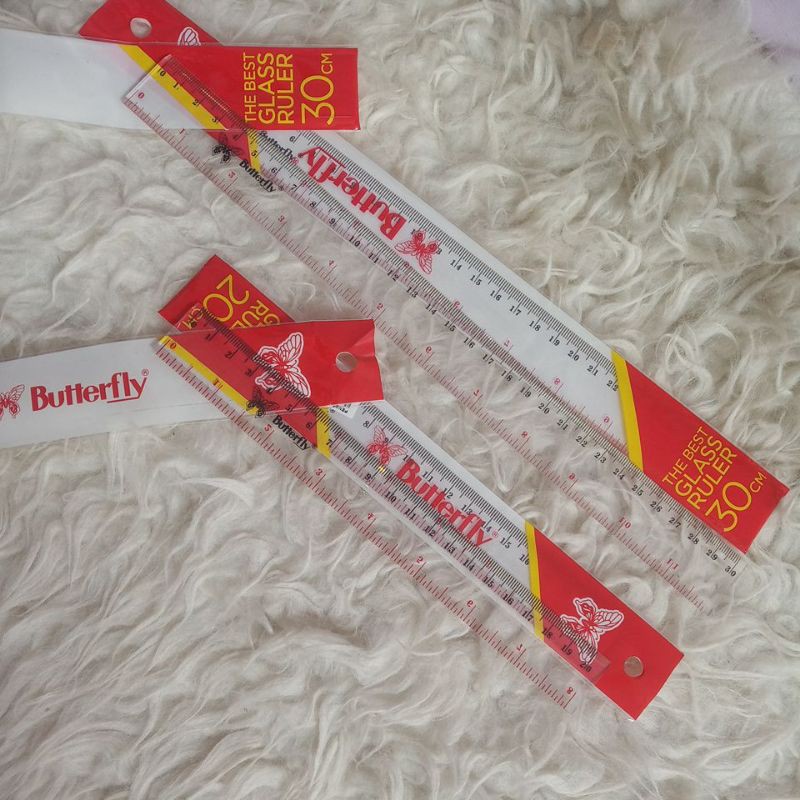

Penggaris Butterfly Transparan 30cm & 20cm