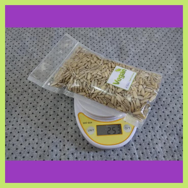 

SUNFLOWER SEEDS 250 GR (TANPA KULIT, FRESH FROM THE OVEN READY TO EAT)