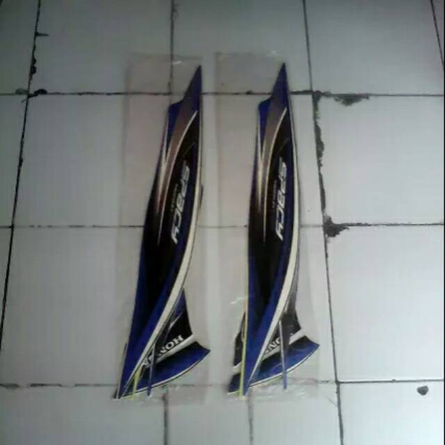 Striping Spacy 2011 biru