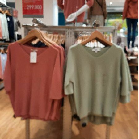 JASTIP SALE UNIQLO ATASAN RAJUT