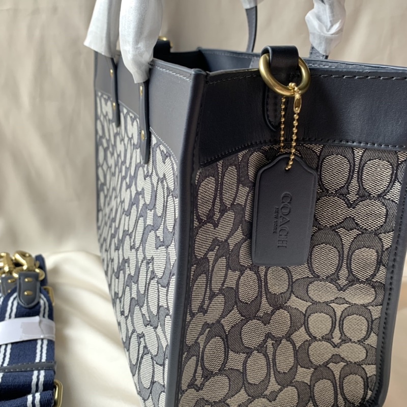 COACH Field Tote 30 In Signature Jacquard - Navy (C3282)