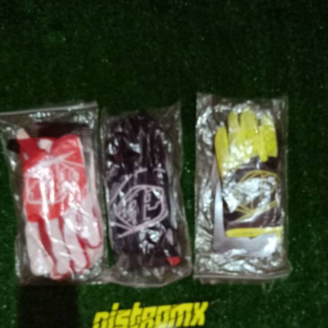 Sarung tangan Cross import tld