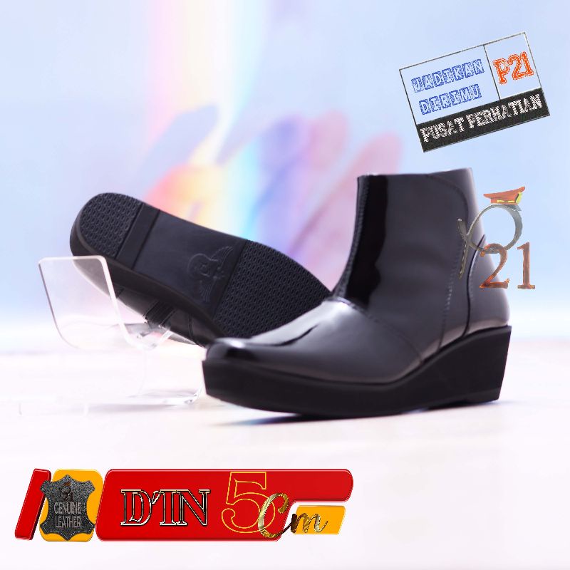 P21 D'IN SEPATU WANITA