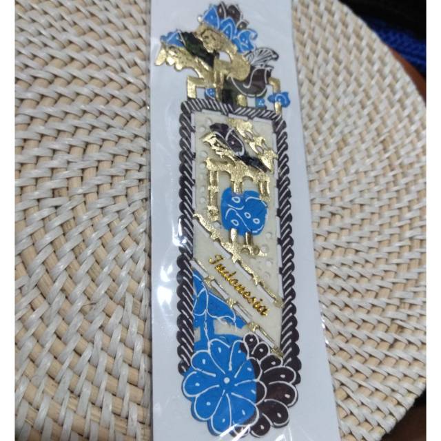 (BISA COD) SOUVENIR PEMBATAS BUKU (BOOKMARK) WAYANG KULIT RAMA SHINTA INDONESIA 15x5 cm - MURAH