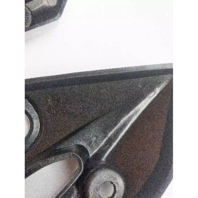 Kupingan lampu depan vixion old original