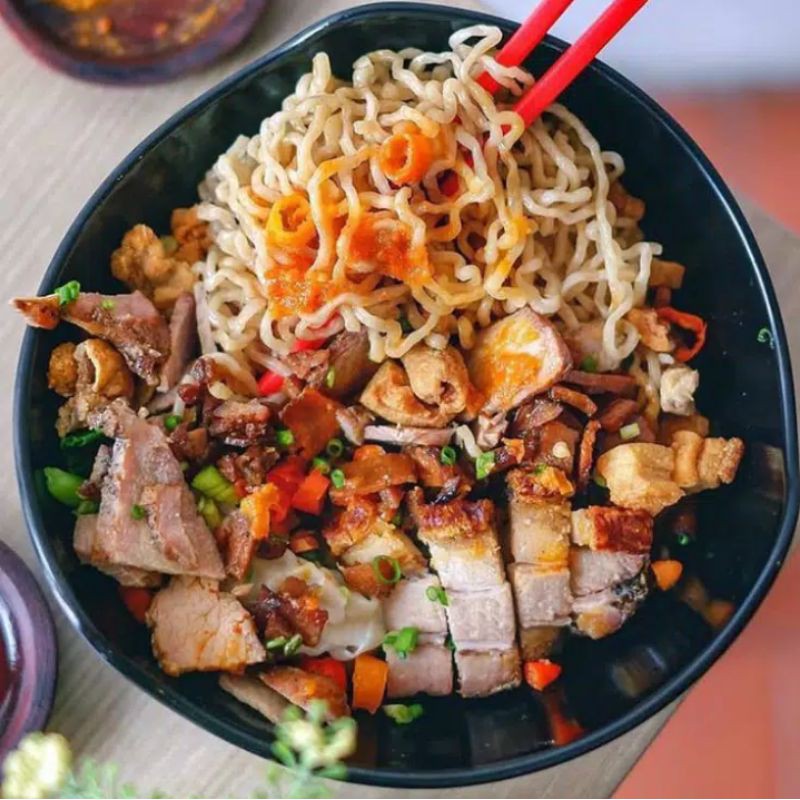 

BAKMI BABI ASAP + BABI GORENG + SMOKED SAMCAN