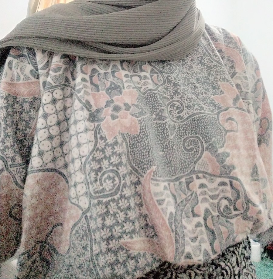 Kalyana Batwing Blus Atasan Wanita #2 Soft Renda Batik Kondangan Casual Kekinian