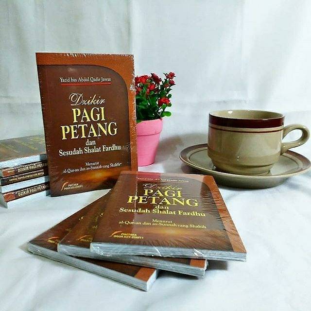 BUKU SAKU DZIKIR PAGI PETANG USTADZ YAZID